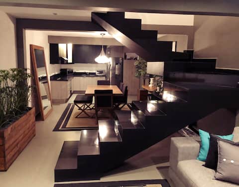 Successful Airbnb property: Luxury House A/Acond/Zapopan/Floors/Colomos/Jacuzzi in Zapopan