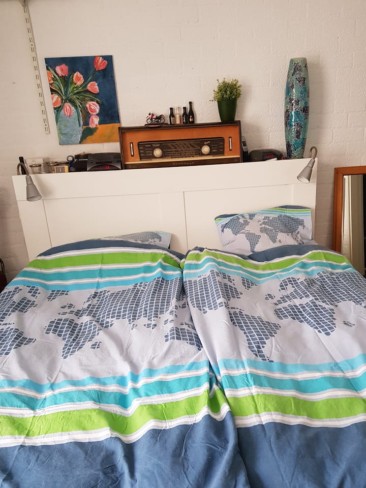 Warme Zit- Slaapkamer Voor Fietsvakanties - Hoofddorp