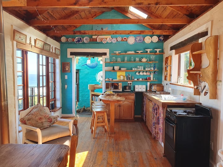 Urchin Beach Cottage - South Africa