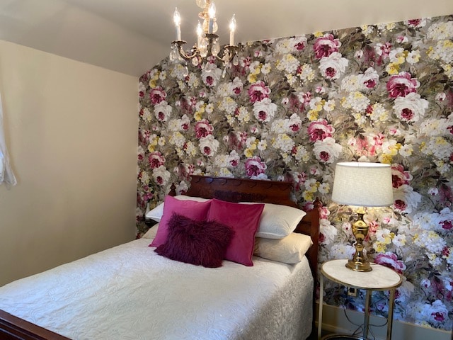 Beautiful antique bed. Double sized bed, medium firmness pillow top mattress. 