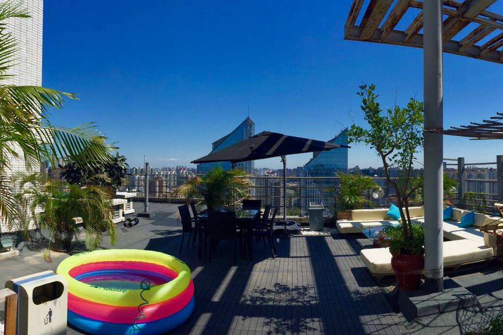 Bedroom-Penthouse with a Private Roof - Apartments for 