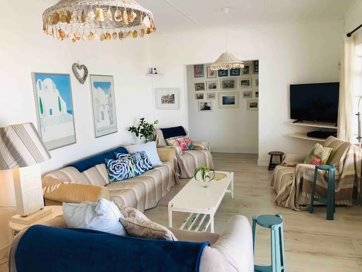 Penlee Cottage - An Original Beach Home - Dolphin Coast