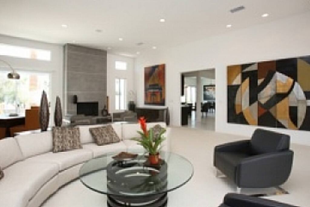 great room for entertaining, ample natural light and easy access to back yard
