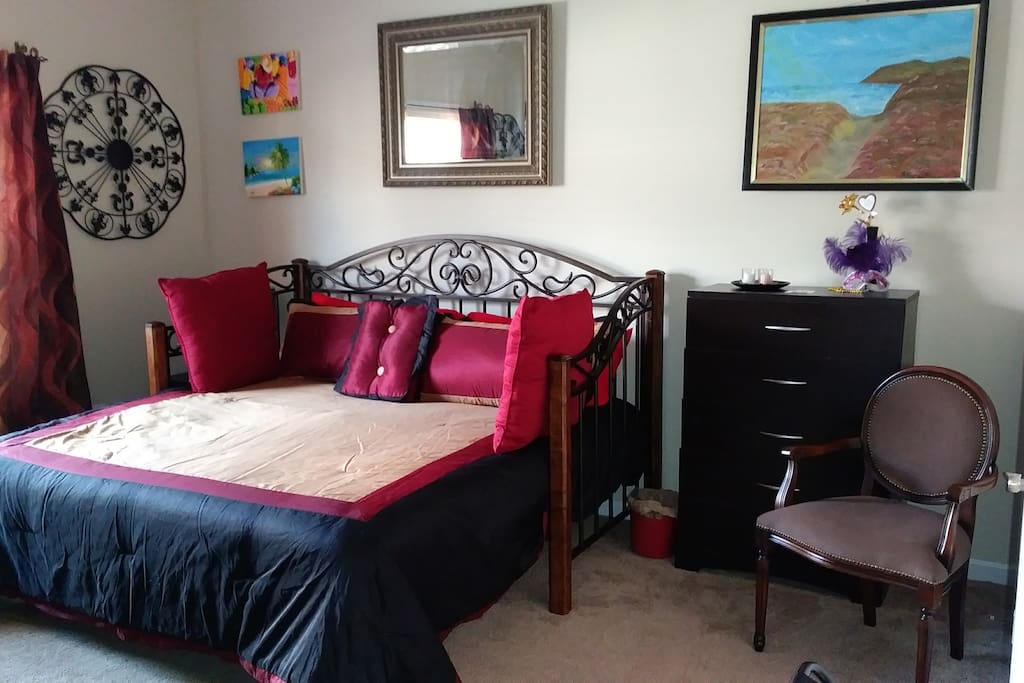 The Red room. King bed & foam mattress.