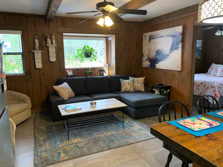 Little Blessings. A Home Not A Hotel! - Port Orange, FL