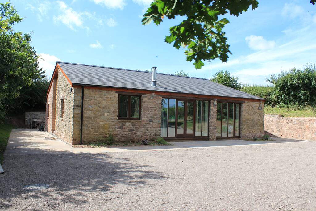 Field Barn