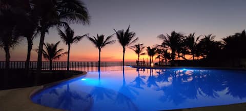 Sea view 3 rooms with private bathrooms