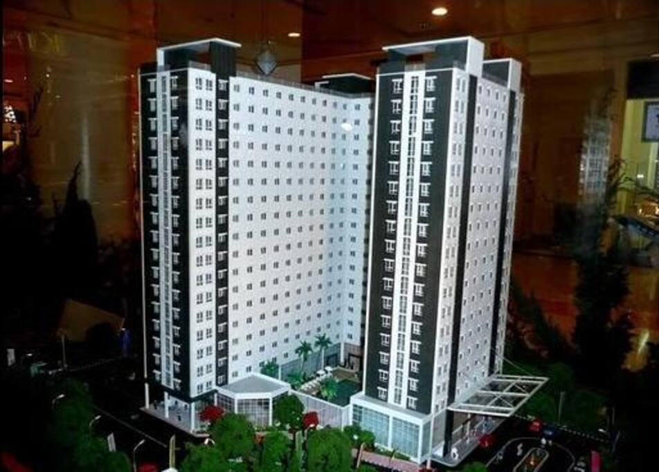 whole building of Pinewood Apartment