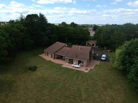 House with a very large garden in quiet Anjou