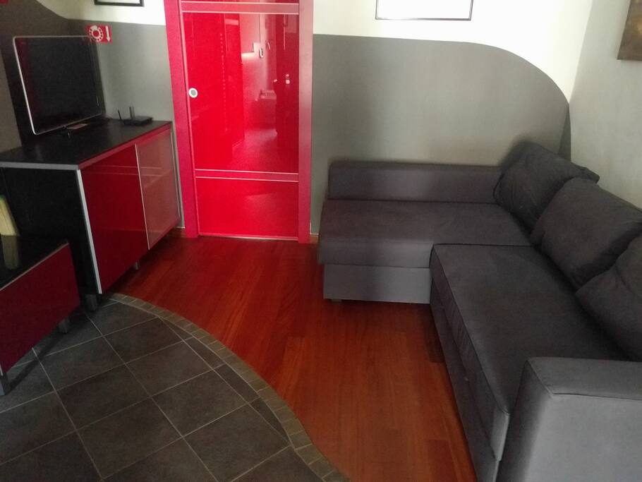 Salottino, divano, TV, wi-fi