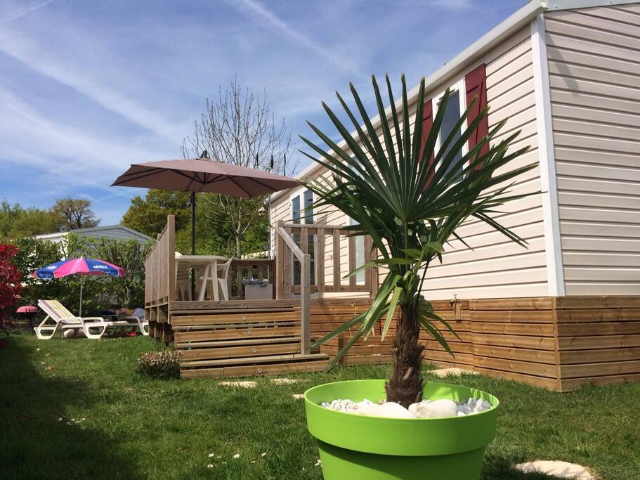Vue extérieure du mobil home.