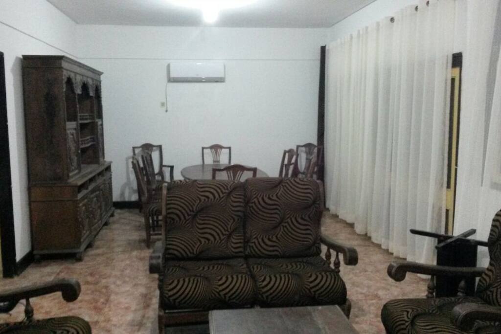 Lounge/diner