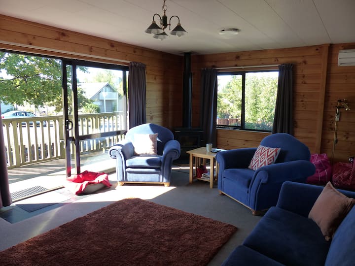 Central Location On Conical Hill Road - Hanmer Springs