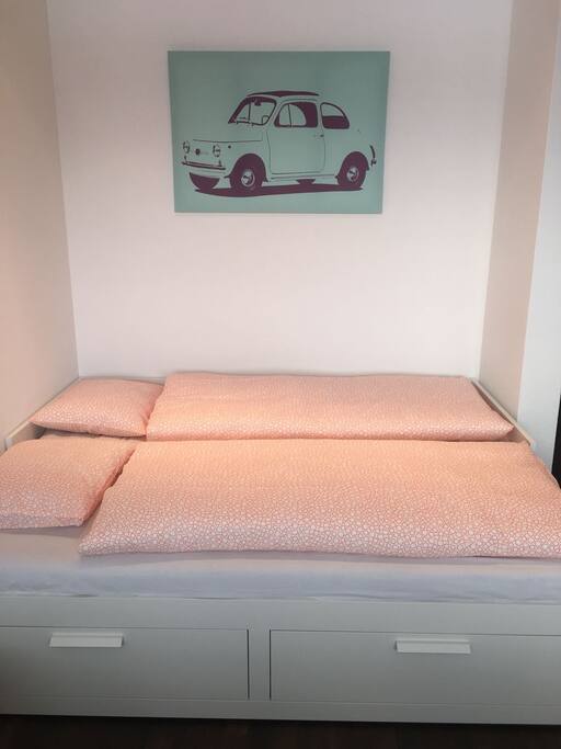 Queen size bed 1.6mx2m