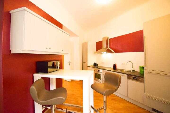 Delightful Suite Hofburg gallery image 4