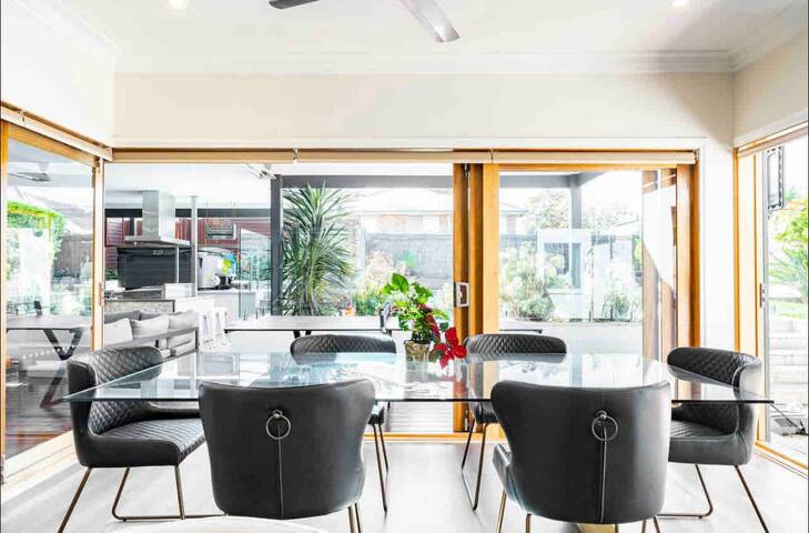 Luxury Family Rental On the Mornington Peninsula gallery image 3