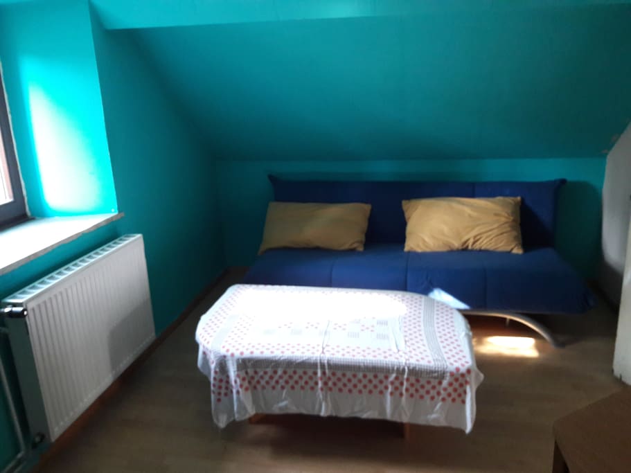 Zimmer oben mit Schlafcouch