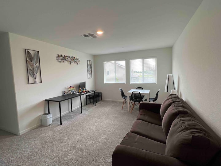 Spacious And Cozy Nest At An Afforadble Budget! - Woodland, CA