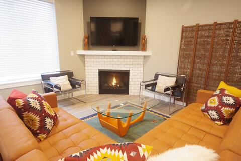 🌞 Best House Near PLU. 4br Sleeps 10. Brand New!