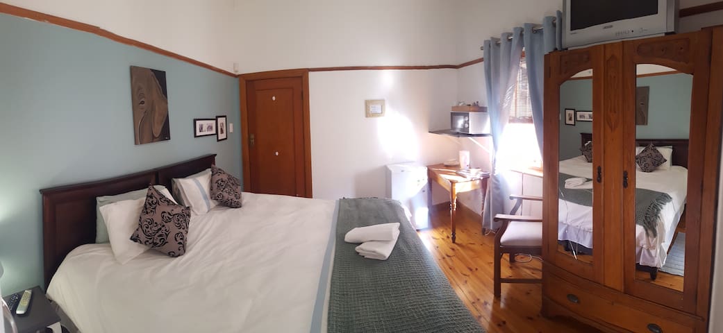 Double room, On-suite bathroom, Salon @ Guesthouse