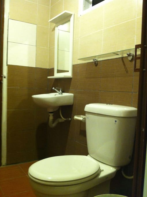 Toilet with toiletries