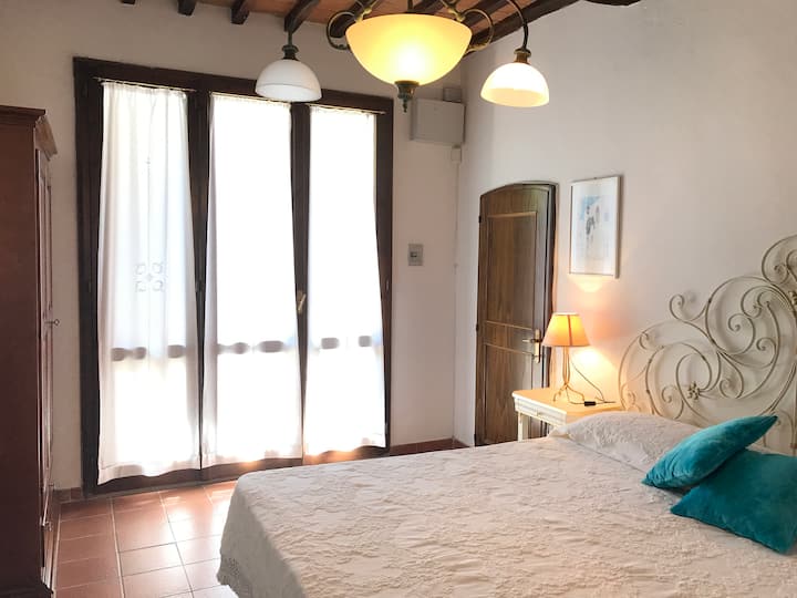 La luminosa habitación turquesa 