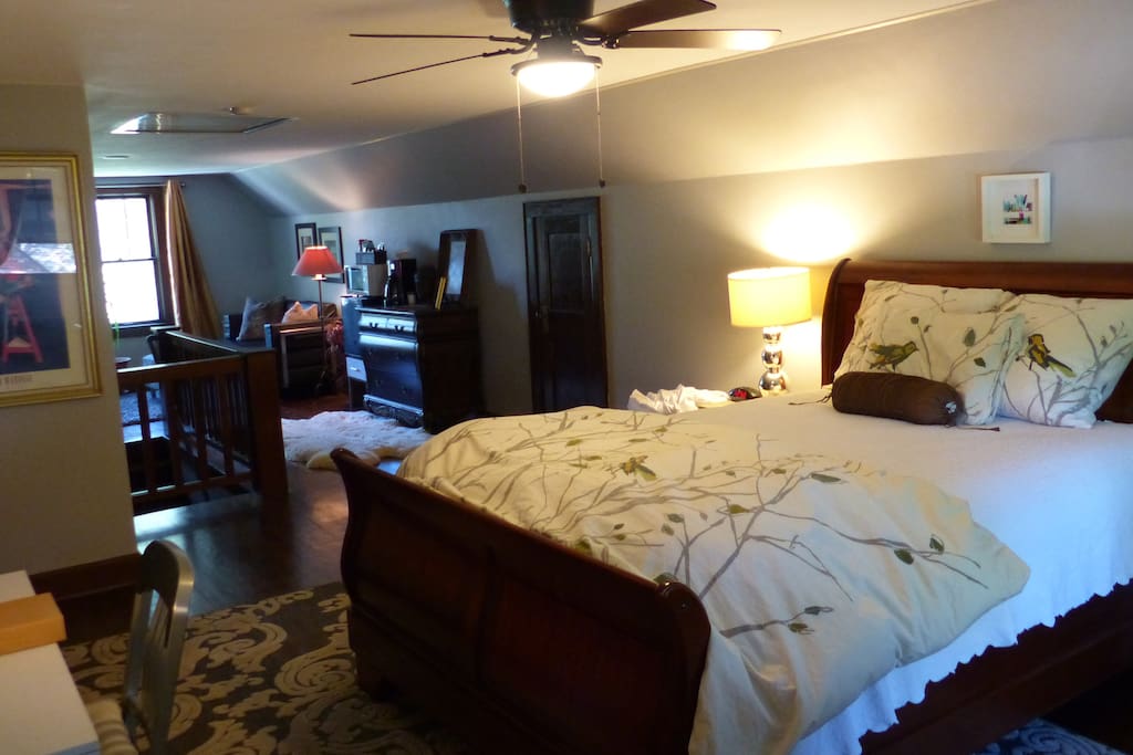 Sleigh bed, great mattress and bedding.