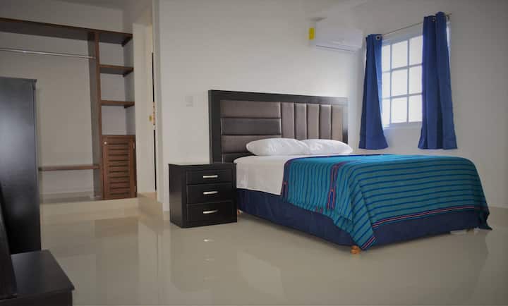 Dhoma jote e bollshme e gjumit 