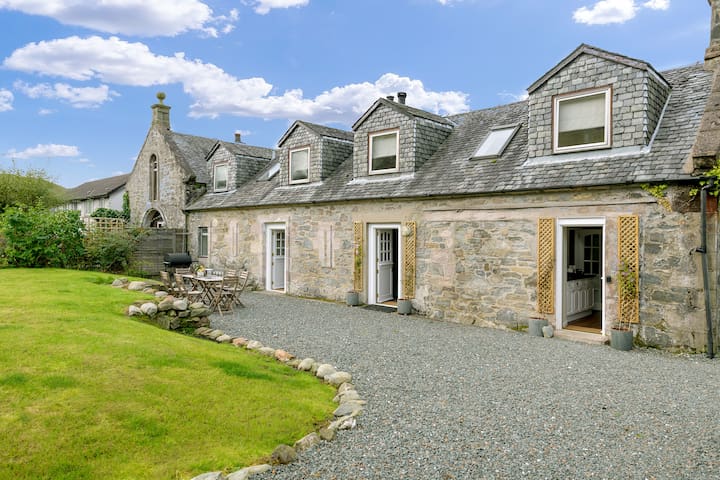 Campbell Cottage Arrochar Loch Long Houses For Rent In Argyll