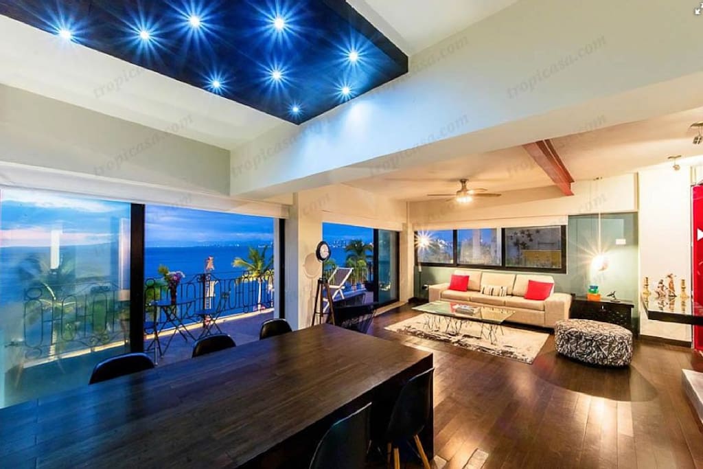 Fabulous Ocean Front Modern Living room with Home Theater System