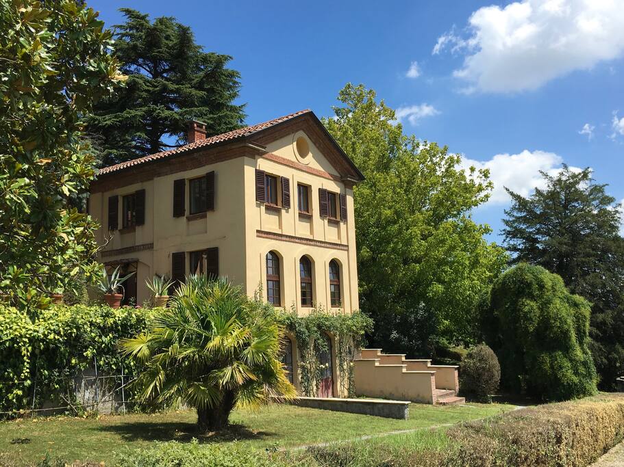 Front view of south facing self-contained apartment in right wing