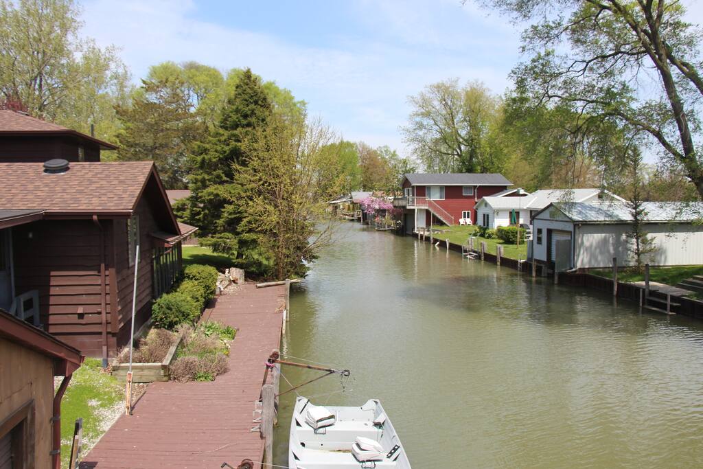A view down the "cut" off the back deck.
