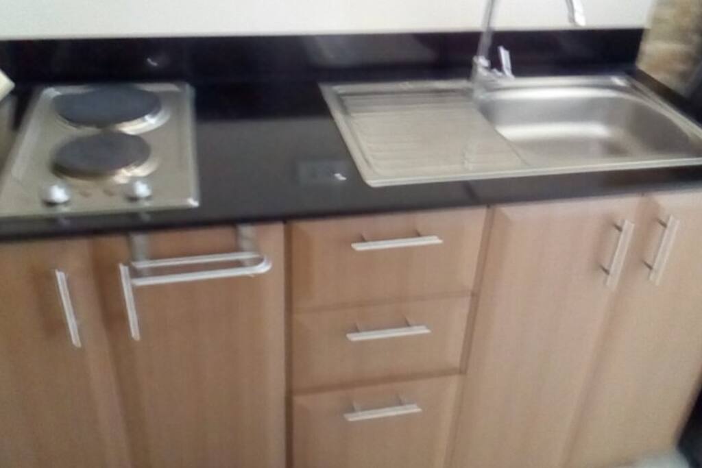 Full kitchen