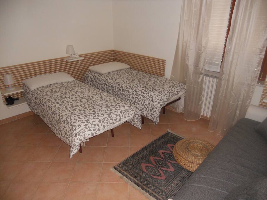 The doublebed can be divided in two single beds