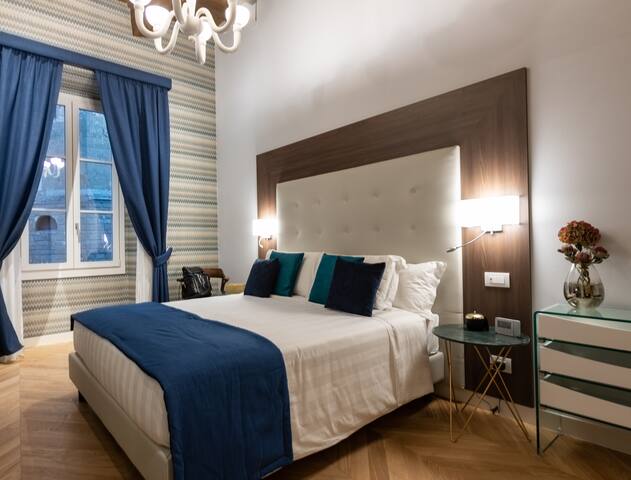 Florence Art Apts – Reale -Deluxe two bedroom apt gallery image 4