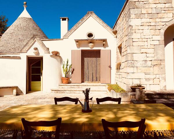 Trulli d’Itria: relax & tradition (private pool) gallery image 2
