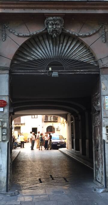 Ingresso Palazzo Fici