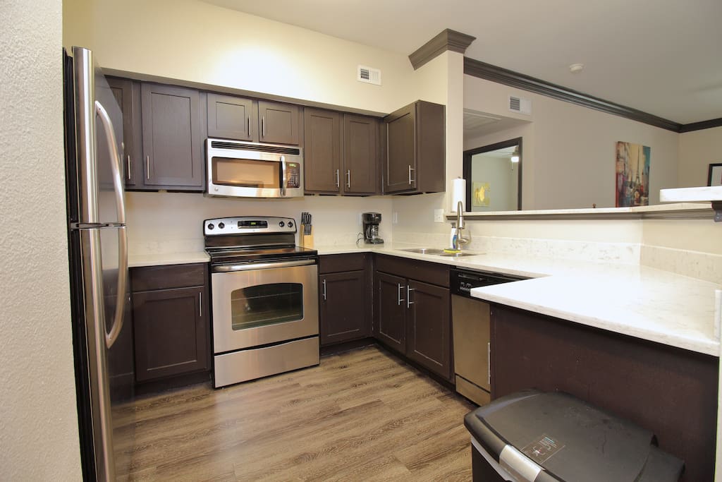 Kitchen area, all housewares, appliances, cookware, dinnerware provided