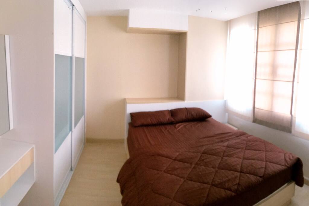 A queen size bed