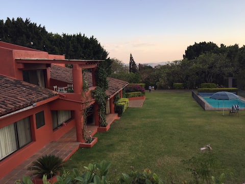 Incredible Villa in Tepoztlán for 18 people