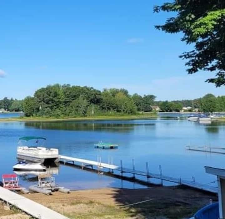 Island view cottage Houses for Rent in Twin Lake, Michigan, United