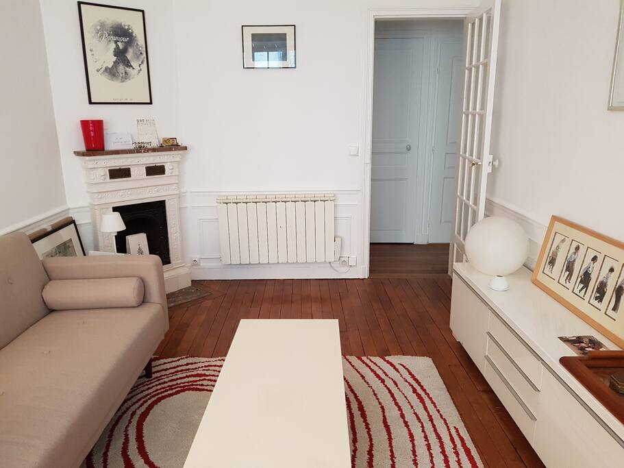 salon / living room
