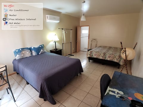 Sol - AC! Private Room Great Location! 10minBorder