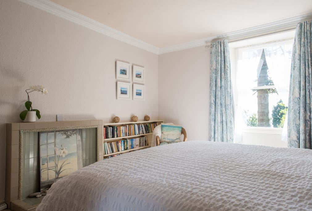 Bedroom 1 - with perfect reading corner!