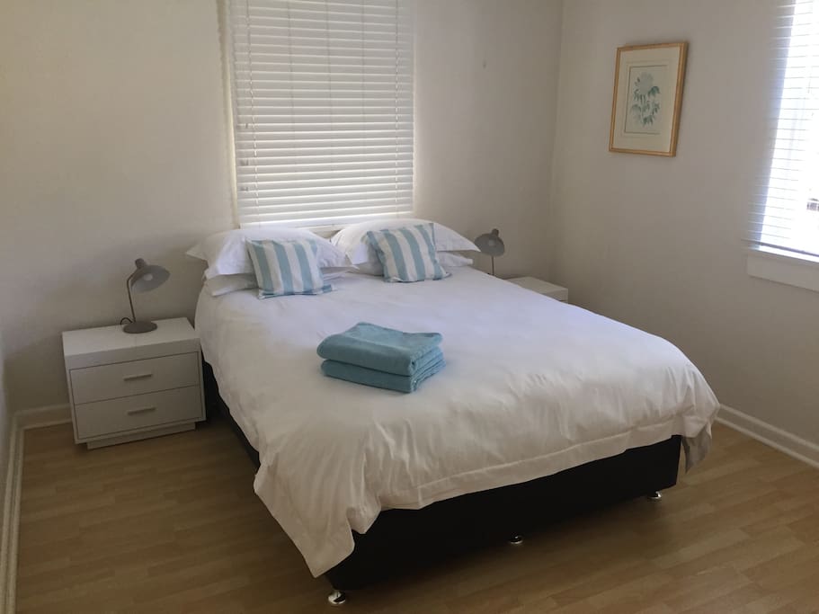 Queen bedroom