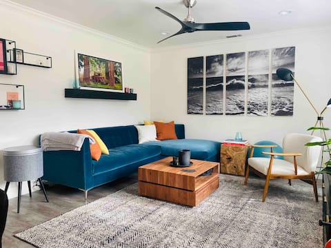 Best Location 1 bed 1 bath Entire GuestHouse.