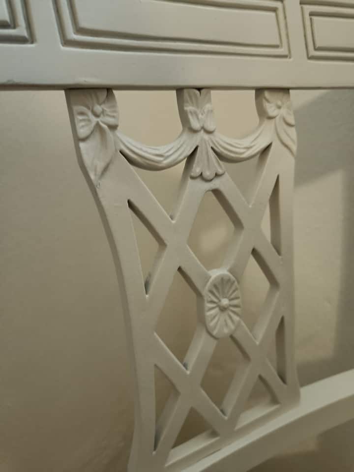 Villa 1902 room 1 - small& fine