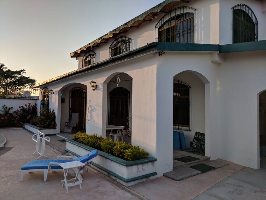 bottom suite and common area
