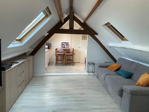Top Airbnb: Charming studio near Château de la Madeleine in Yvelines
