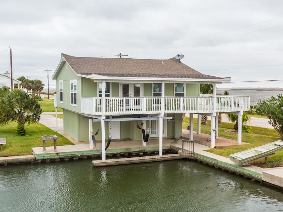 Galveston Canal House w/ Boat Slip - Houses for Rent in ...